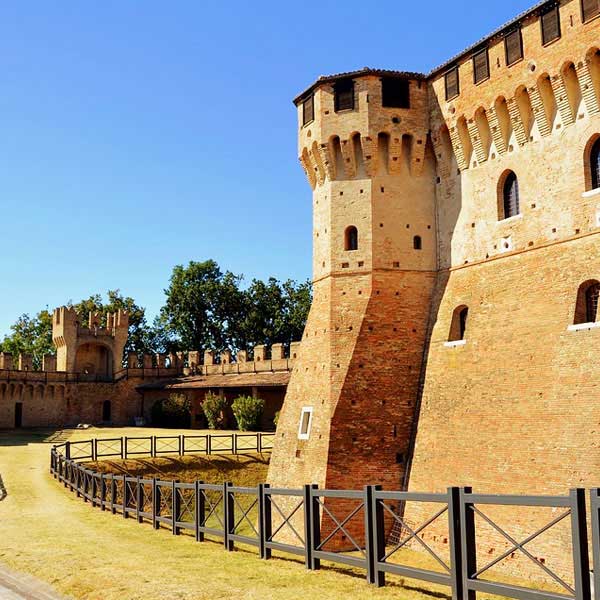 Giovedì al Castello a Gradara, un appuntamento con la storia!