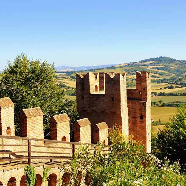 Gradara, cosa vedere e mangiare insieme alla dolce metà